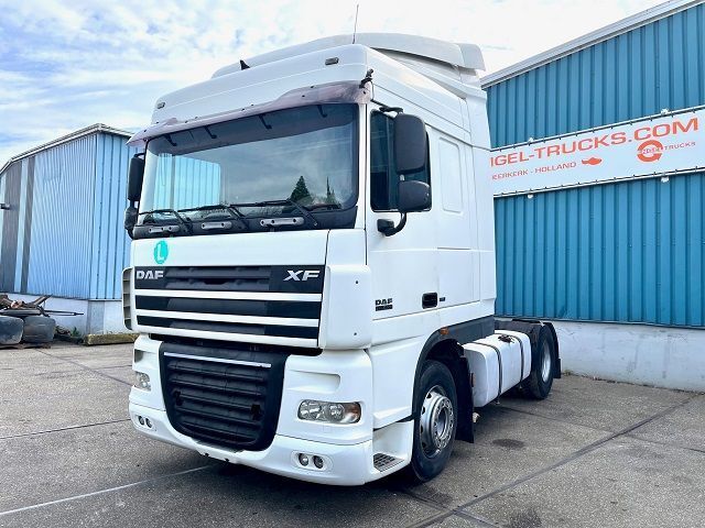 Leasing of DAF XF 105.460 SPACECAB (ZF16 MANUAL GEARBOX / EURO 5 / MX-BRAKE / AIRCONDITIONING) DAF XF 105.460 SPACECAB (ZF16 MANUAL GEARBOX / EURO 5 / MX-BRAKE / AIRCONDITIONING): picture 1