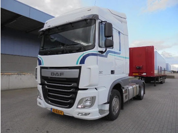 DAF XF 440 EUR6 - Tractor unit: picture 1