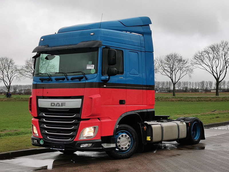 Tractor unit DAF XF 440 spacecab mega 2xtank: picture 3