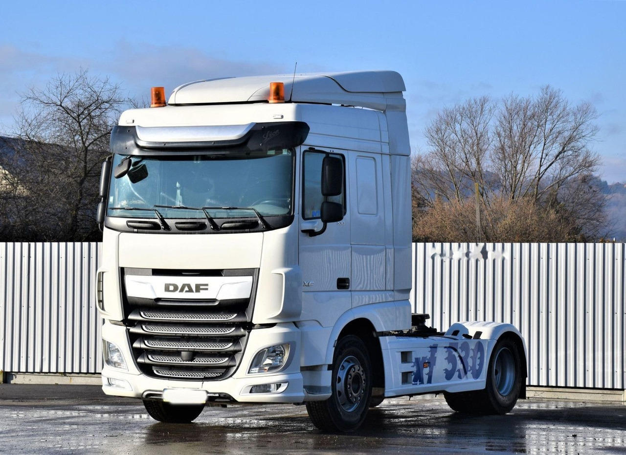 Tractor unit DAF XF 530: picture 2