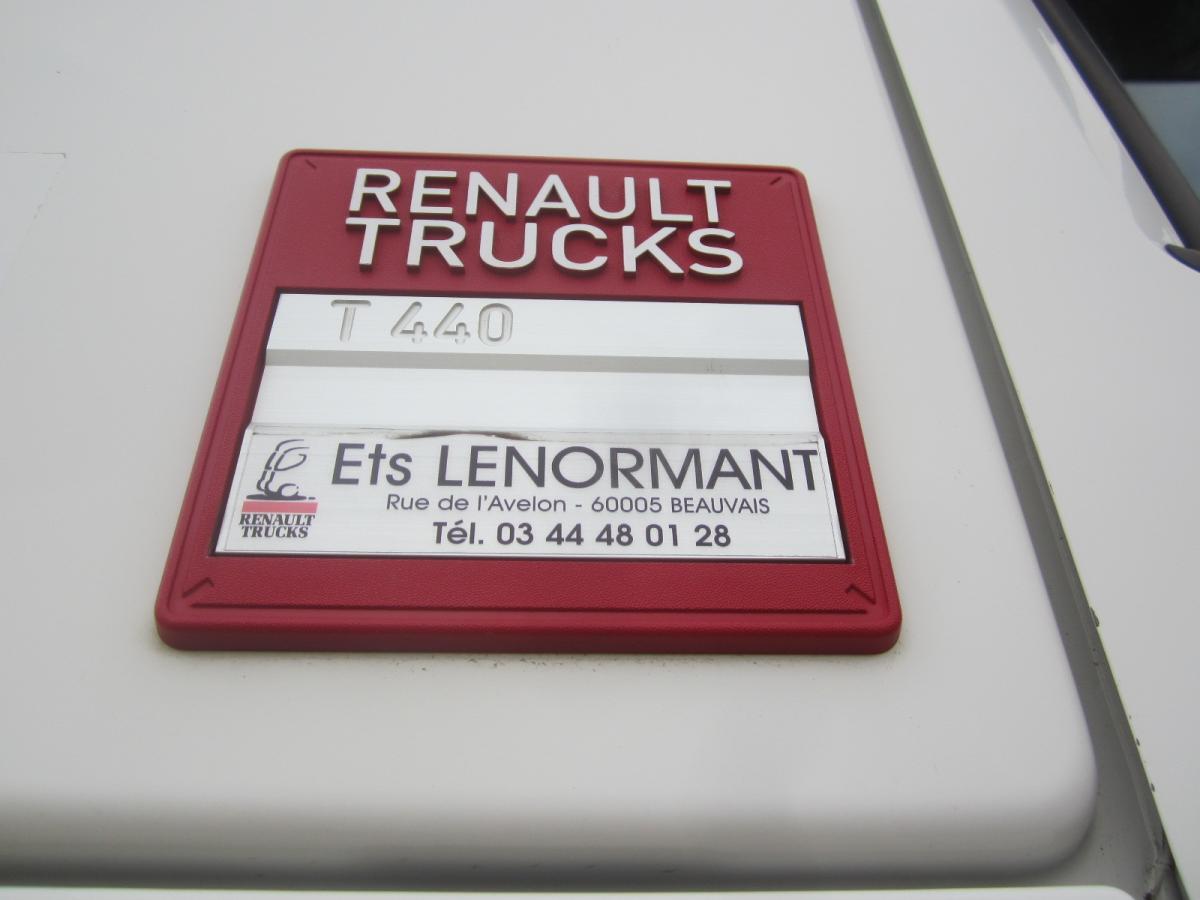 Tractor unit Renault Gamme T 440: picture 3