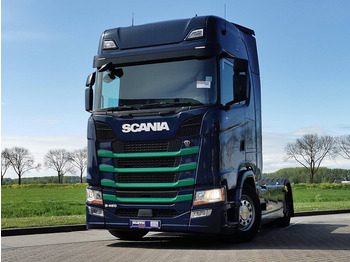 Scania S450 - Tractor unit: picture 1