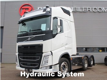 Tractor unit Volvo FH500 6x2 3000mm