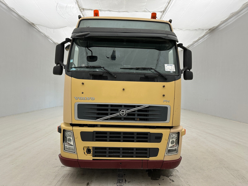 Tractor unit Volvo FH 440 Globetrotter: picture 3