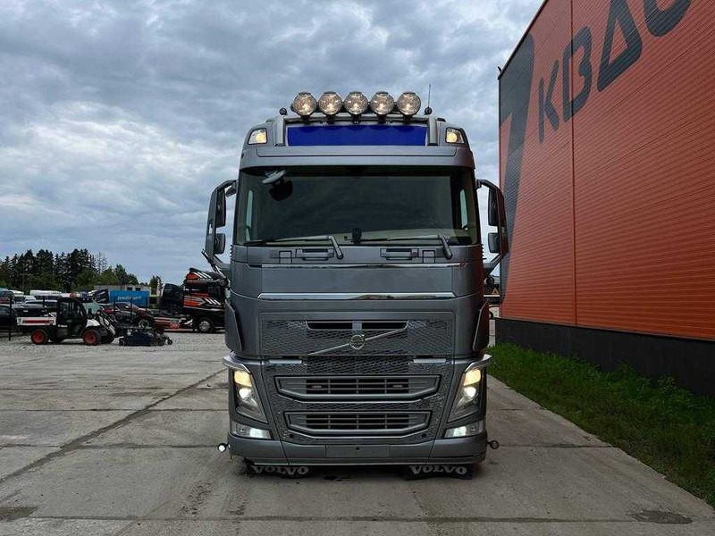 Tractor unit Volvo FH 540 6x4 EURO 5 / RETARDER / BIG AXLES: picture 3