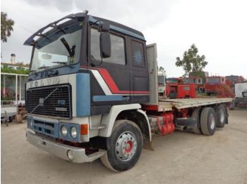 Volvo F12 (6X2) - Cab chassis truck