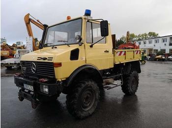 Mercedes UNIMOG 1200 - Crane truck