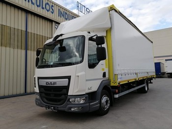 Curtainsider truck DAF LF 180