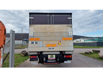 Box truck IVECO ML 120 E 18: picture 5