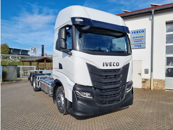 Container transporter/ Swap body truck IVECO