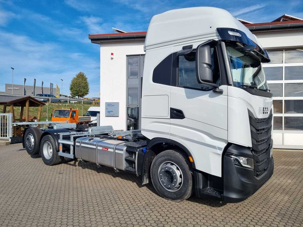 New Container transporter/ Swap body truck Iveco AS260S46 6x2 BDF-Wechsler: picture 2