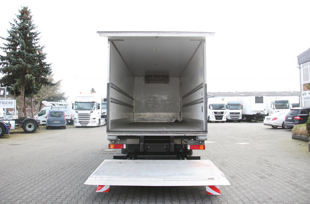 Refrigerator truck Iveco Eurocargo  120E18 E5  LBW CS 550 Seitentür Kamera: picture 14