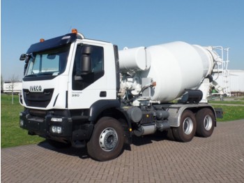 New Truck Iveco Trakker AD380T38H 6x4 Concrete mixer: picture 1