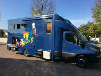 Livestock truck Iveco Pferdetransporter