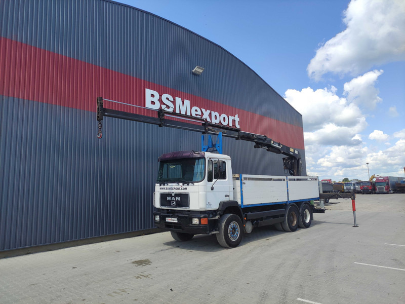 Dropside/ Flatbed truck, Crane truck MAN 26.342 flatbed truck: picture 6