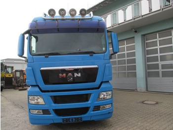 Livestock truck MAN 26.440 TGX 6x2 Animal transporter: picture 1