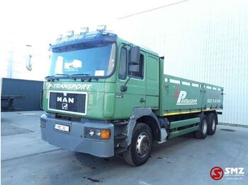Dropside/ Flatbed truck MAN 26.463: picture 3