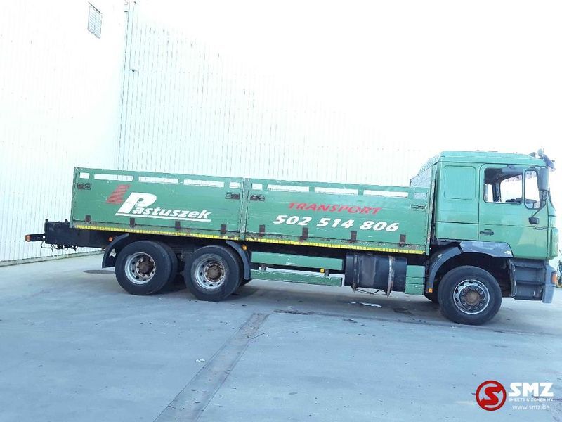 Dropside/ Flatbed truck MAN 26.463: picture 6