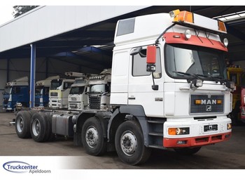 Cab chassis truck MAN 32.462 8x4 Big axle, Manuel + Retarder, Euro 2, Truckcenter Apeldoorn: picture 1