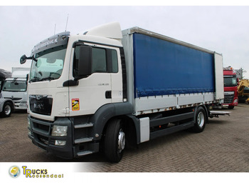 Curtainsider truck MAN TGS 18.320