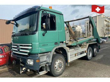 Skip loader truck Mercedes-Benz 2644.    6x4/4: picture 1