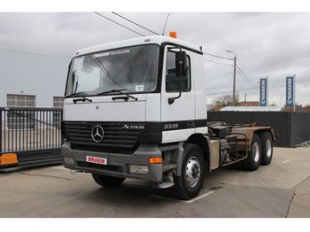 Container transporter/ Swap body truck Mercedes-Benz ACTROS 3335 K: picture 1