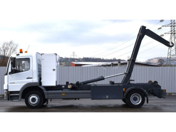 Hook lift truck Mercedes-Benz ATEGO 1218: picture 5