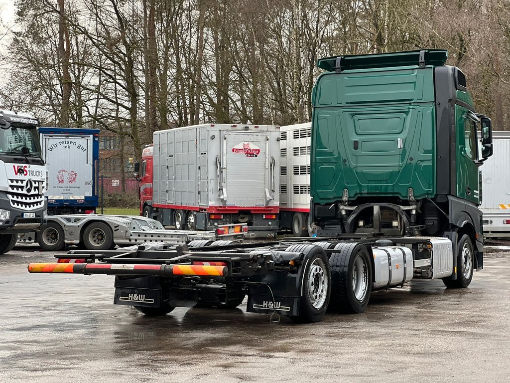Container transporter/ Swap body truck Mercedes-Benz Actros 2536L 6x2 EU6 Retarder  Liftachse: picture 5