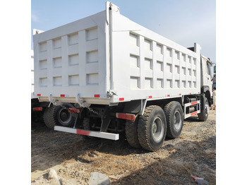 Tipper SINOTRUK HOWO 371 dump truck China 6x4 drive tipper lorry: picture 5