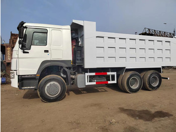 Tipper SINOTRUK HOWO 6x4 drive dump truck China 10 wheels tipper lorry: picture 5