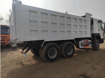 Tipper SINOTRUK HOWO 6x4 drive dump truck China 10 wheels tipper lorry: picture 3