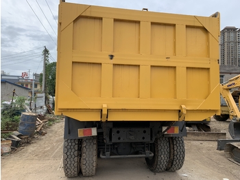 Tipper for transportation of heavy machinery SINOTRUK Howo Dump truck 371: picture 3