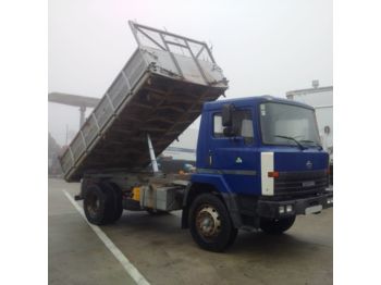 NISSAN M140.17 left hand drive 14 ton on 10 studs 3 way - Tipper