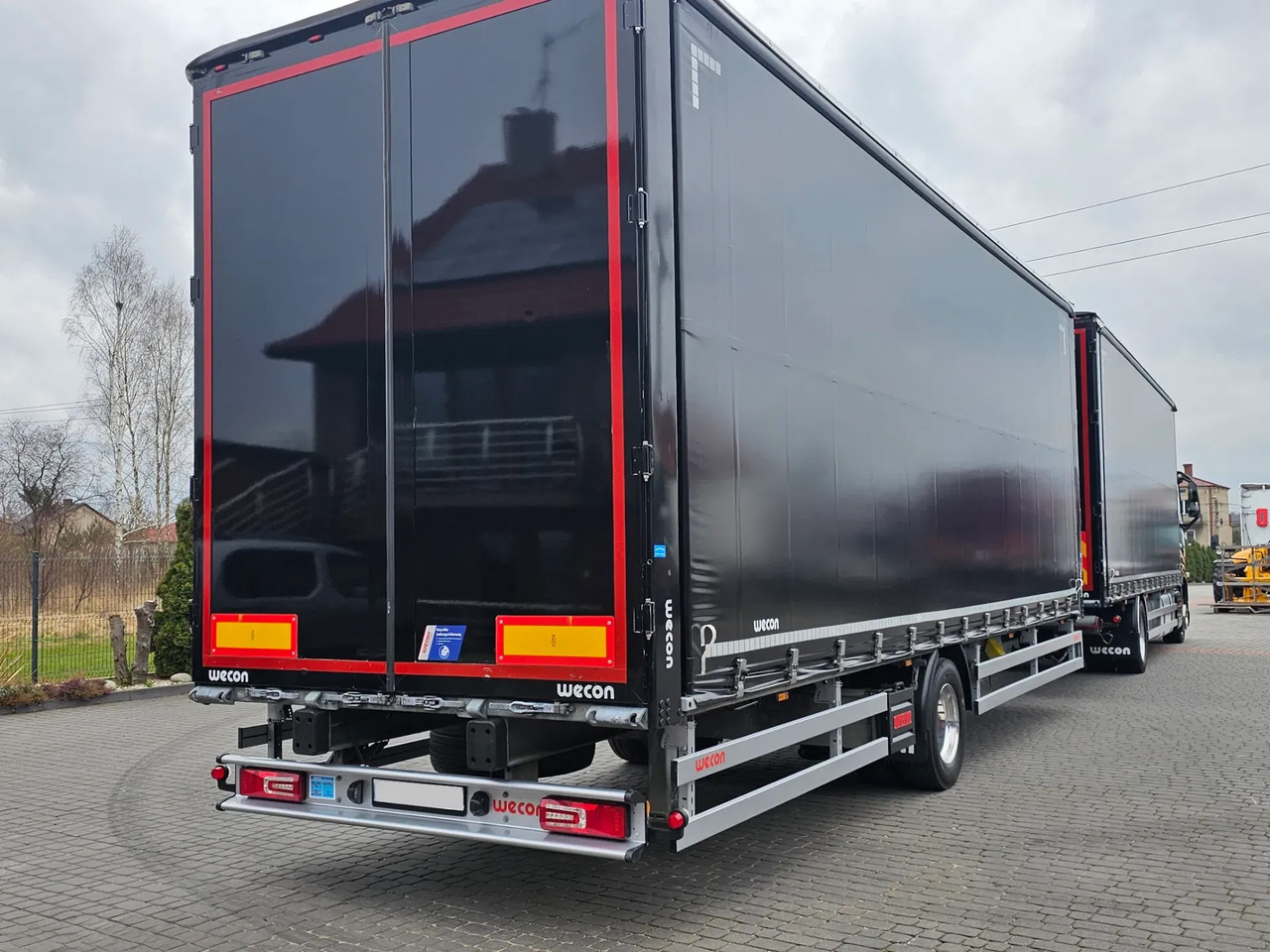 Curtainsider truck VOLVO FH 460: picture 9