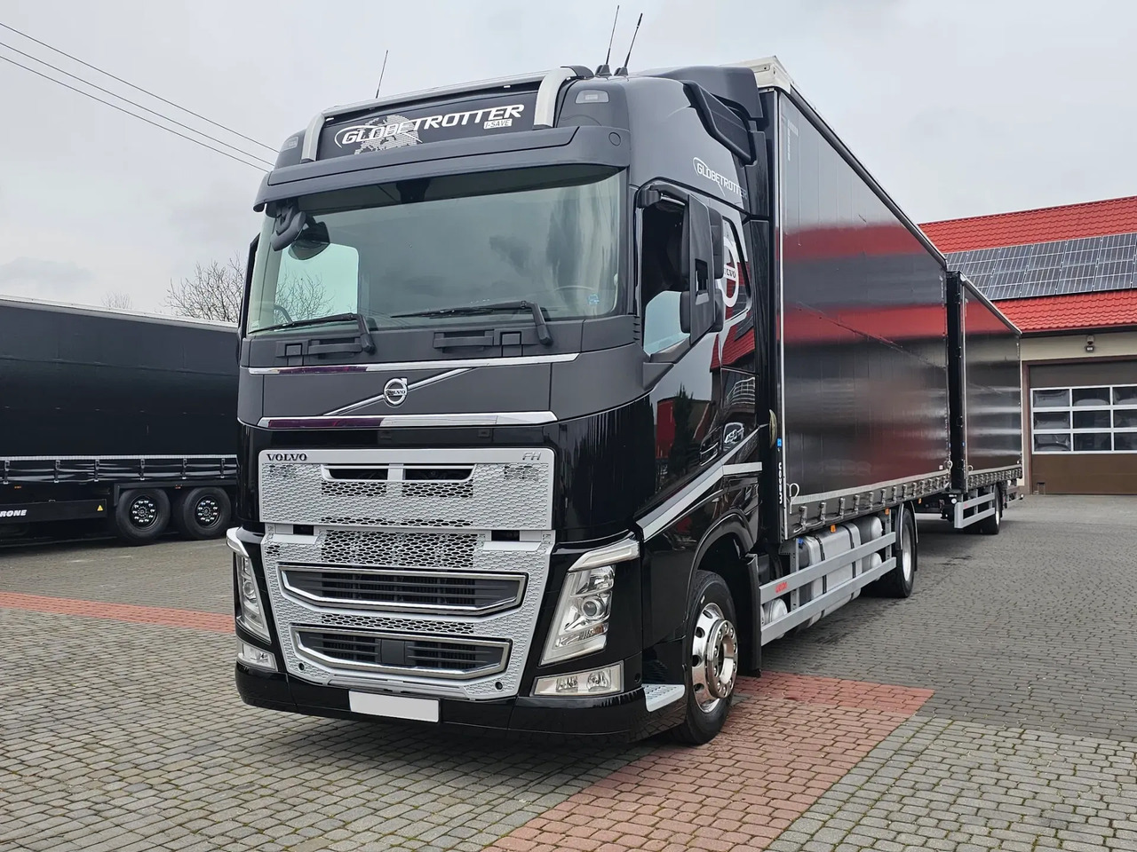 Curtainsider truck VOLVO FH 460: picture 7
