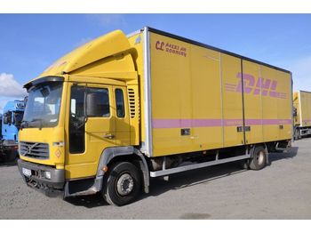 Box truck VOLVO FL615 250 4X2: picture 1