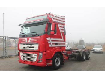 Container transporter/ Swap body truck Volvo FH16 750 6*2 Euro 5: picture 1