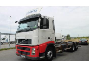 Container transporter/ Swap body truck Volvo FH-440 6X2: picture 1