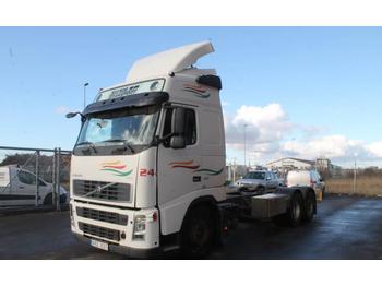 Container transporter/ Swap body truck Volvo FH-480 6X2: picture 1