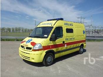 RENAULT MASTER 4x2 - Ambulance