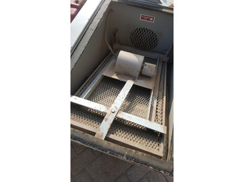 Industrial sweeper CLARKE veegmachine: picture 5