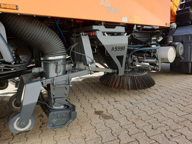 New Road sweeper, Ground support equipment MAN TGM 18.330 4x2 BB TGM 18.330 4x2 BB Schmidt AS 990 Airport Sweeper: picture 13
