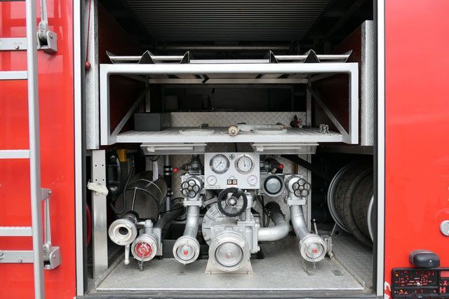 Fire truck, Combi van Mercedes-Benz 814 F/Feuerwehr/Pumpe/9 Sitze: picture 9