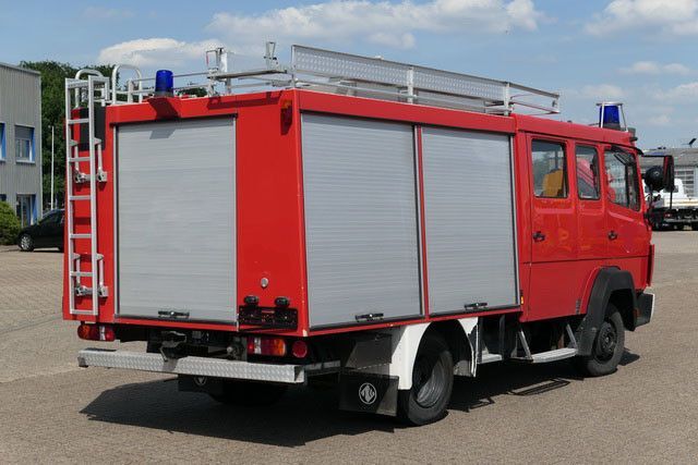 Fire truck, Combi van Mercedes-Benz 814 F/Feuerwehr/Pumpe/9 Sitze: picture 4