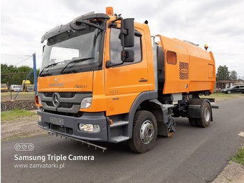 Road sweeper for transportation of garbage Mercedes SCARAB: picture 1