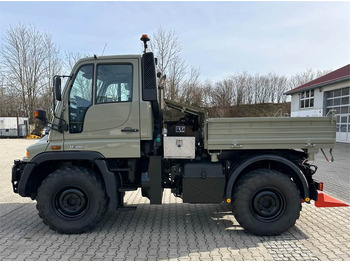Unimog U300 405 01313 mit Rahmenwinde  - Utility/ Special vehicle, Dropside/ Flatbed truck: picture 4