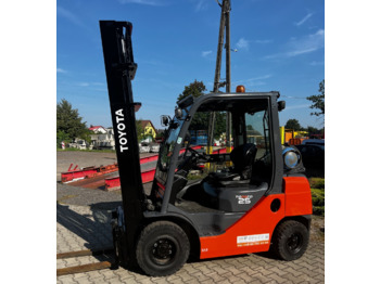  Toyota 02-8FGF25 - LPG forklift: picture 1