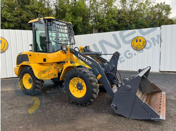 Volvo L35G - Compact loader: picture 1