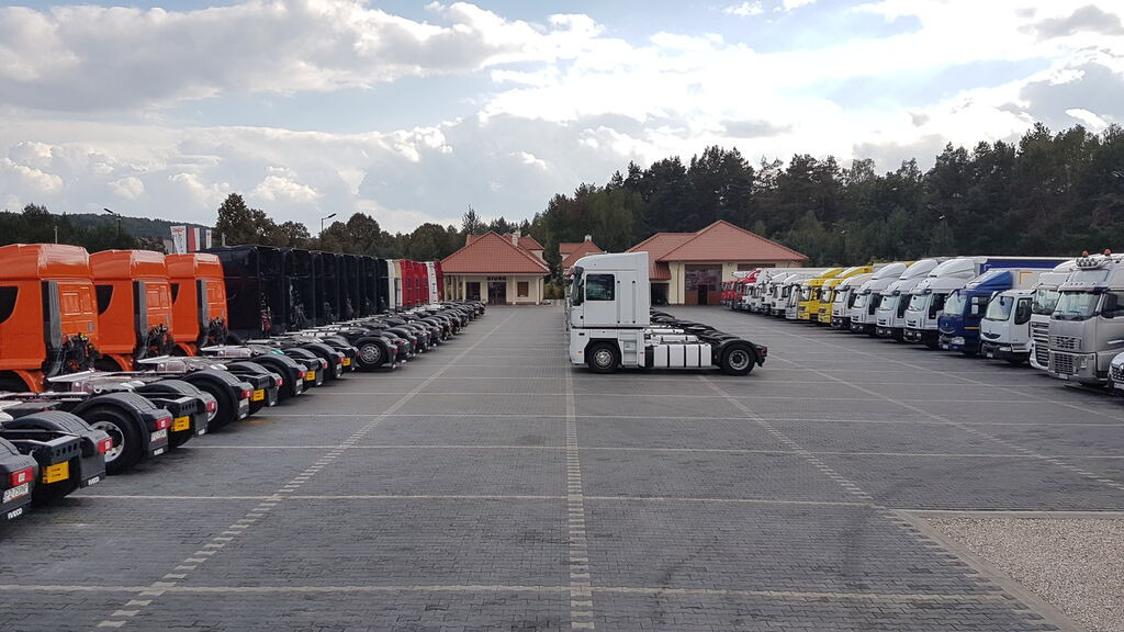 DUETDUDA - Material handling equipment undefined: picture 13