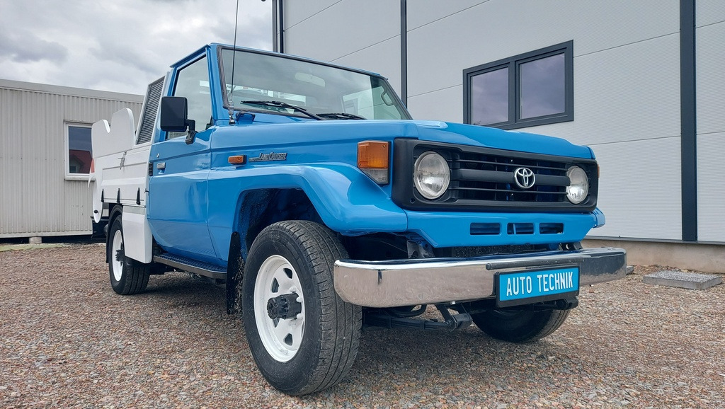 AUTO TECHNIK - Utility/ Special vehicles undefined: picture 10